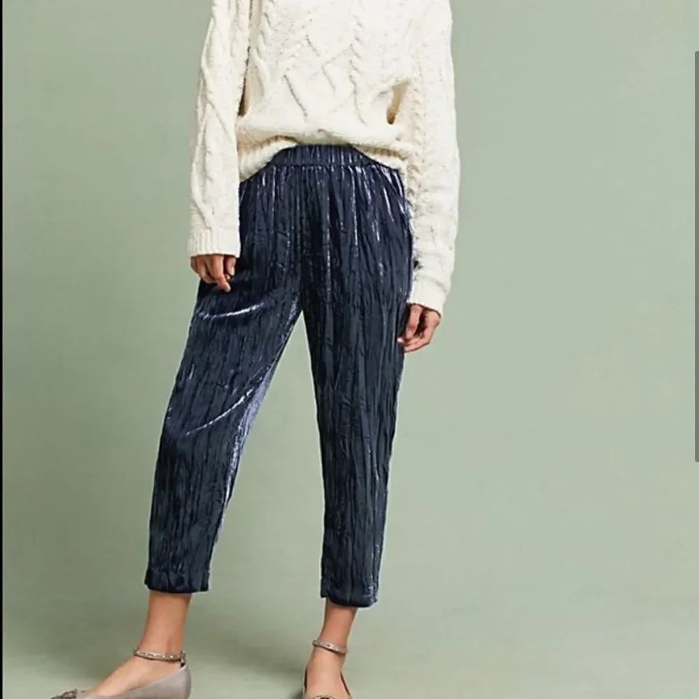 Anthropologie Ettiwa Velvet Crop Pants Blue